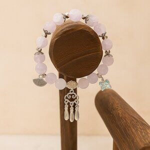 Elegant Silver and Lavender Beaded Bracelet